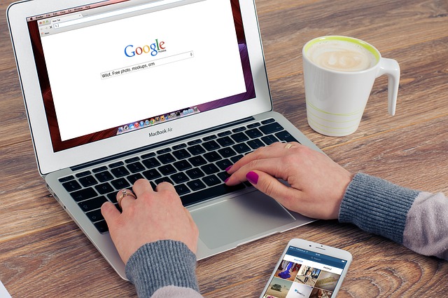 káva, mobil, ruce, notebook, google